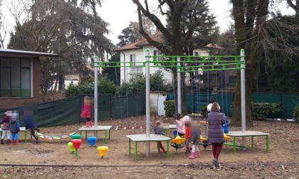 La scuola dell'infanzia di Vimercate ha dei nuovi giochi in giardino