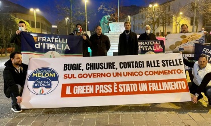 Burago: Fratelli d'Italia in piazza per protestare contro il Governo e il Green Pass