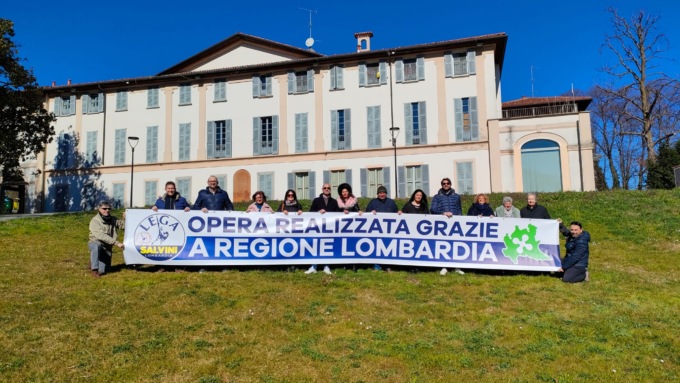La Lega scende in piazza per dire grazie a Regione Lombardia per il Piano Fontana