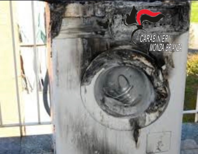 La lavatrice prende fuoco, coppia di anziani salvata dai Carabinieri