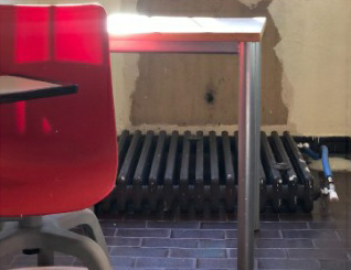 Cade un altro calorifero all’Omnicomprensivo