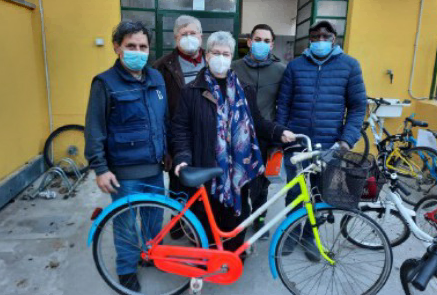 Famiglia umana, laboratori per imparare