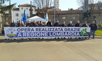 Flash mob della Lega: "Corso Roma? Merito del contributo di Regione Lombardia"