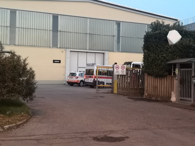 Lite in ditta degenera, donna finisce in ospedale