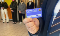 Per gli studenti arriva la Fermi Card: una tessera sconto da usare nei negozi in città