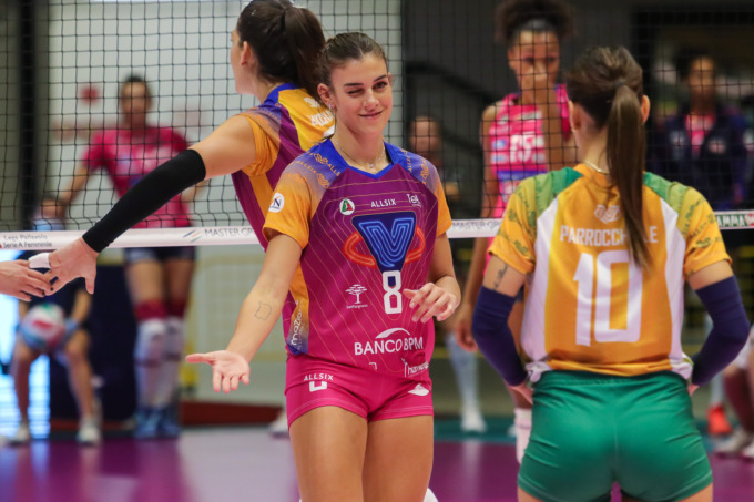 Le ragazze Vero Volley si afflosciano a Novara