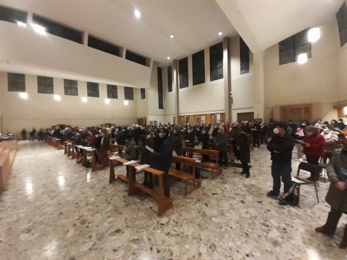 Ucraina, tutti in preghiera a Regina Pacis