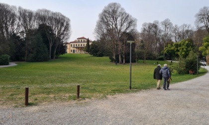 Il sindaco sogna i fondi del Pnrr per riqualificare il Parco di Villa Borromeo