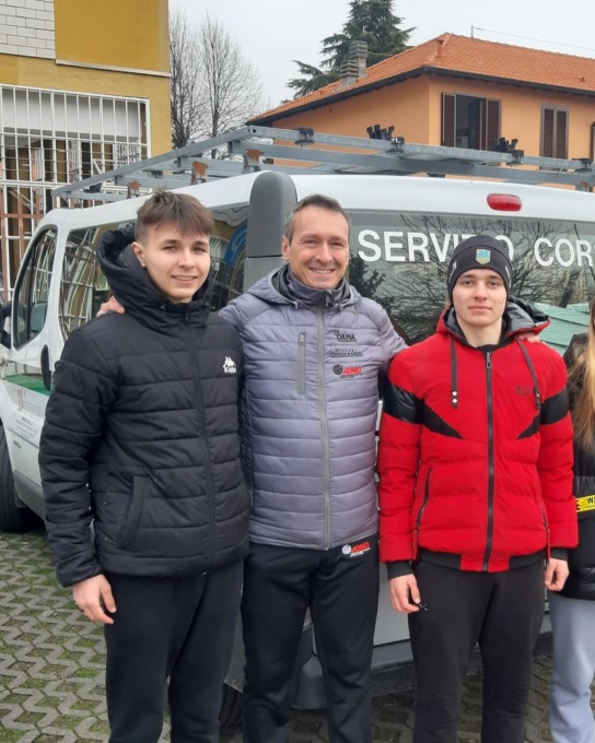 Dai bombardamenti, alle pedalate: due giovani ucraini salvati dalla «Giovani giussanesi asd»