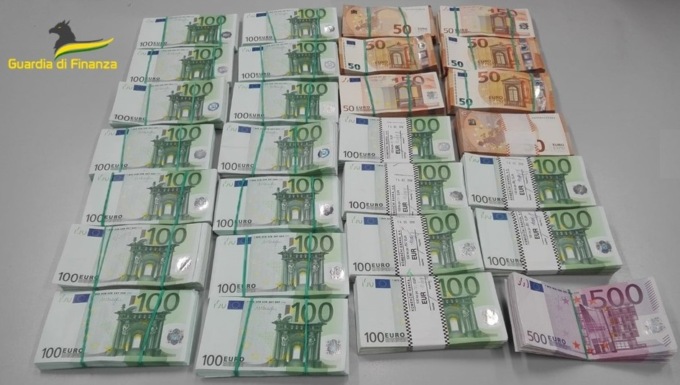 Oltre 172 milioni di euro di fatture false, banda sgominata