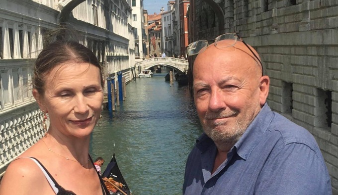 Hanno sfidato le bombe per salvare figlie, nipoti e l’anziana mamma