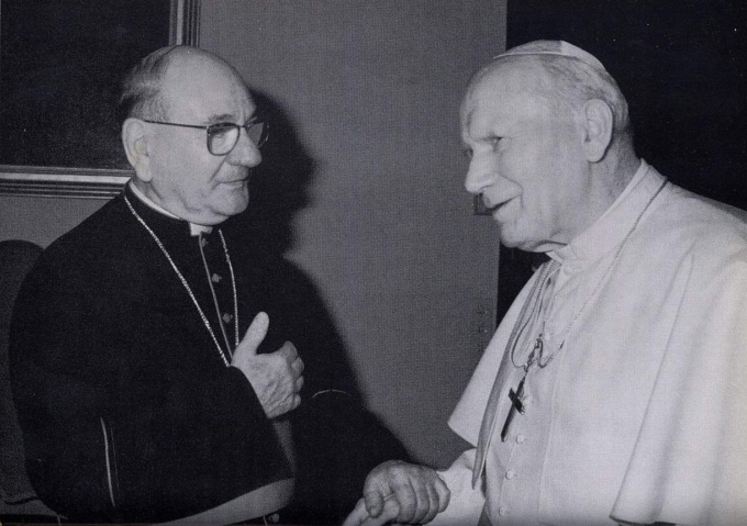 A cento anni dalla nascita, una mostra dedicata a monsignor Luigi Gandini
