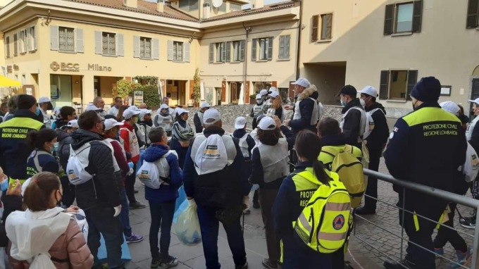 Giornata ecologica a Concorezzo, i cittadini raccolgono 380 chili di rifiuti