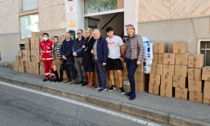 Ucraina, un camion carico di cibo e medicine per la Croce Rossa