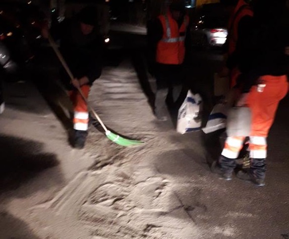 Raid vandalico contro l’impresa Sangalli: rifiuti sempre più nella bufera