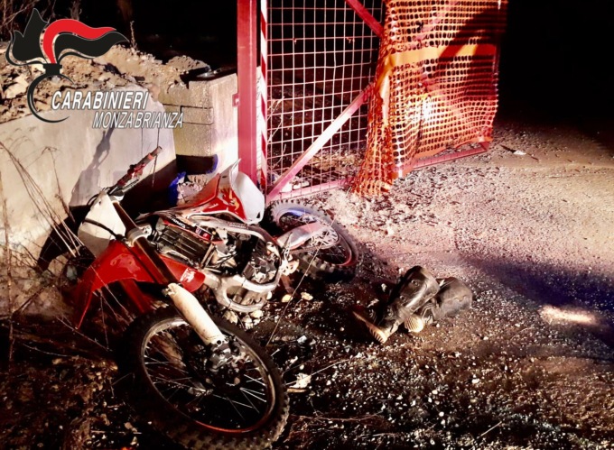 Non ce l’ha fatta il 16enne soccorso a Lazzate dopo un incidente in moto