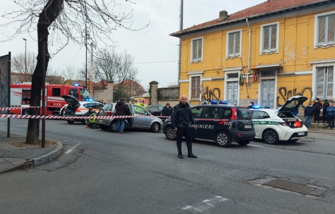 Scontro tra auto e moto, paura per un 18enne