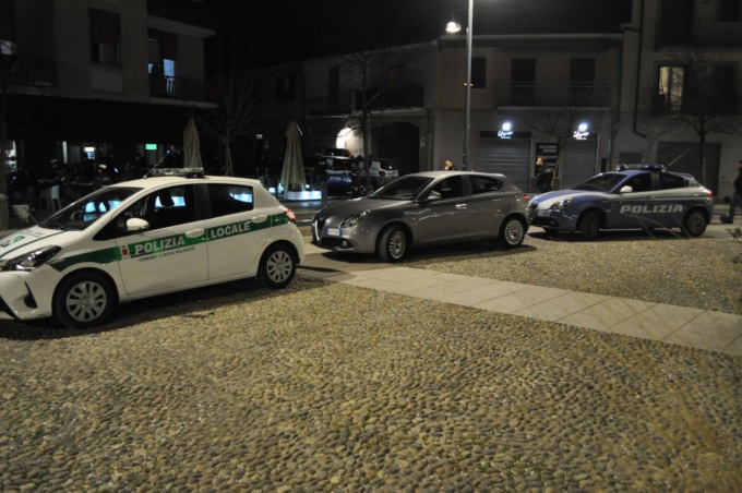 Sicurezza: in una serata oltre cento persone controllate, 19 con precedenti