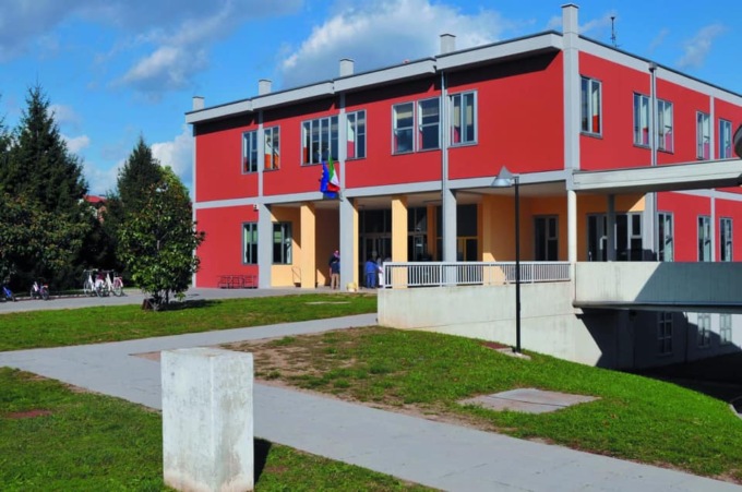 E’ ufficiale: la vecchia scuola sarà abbattuta dopo la realizzazione di quella nuova