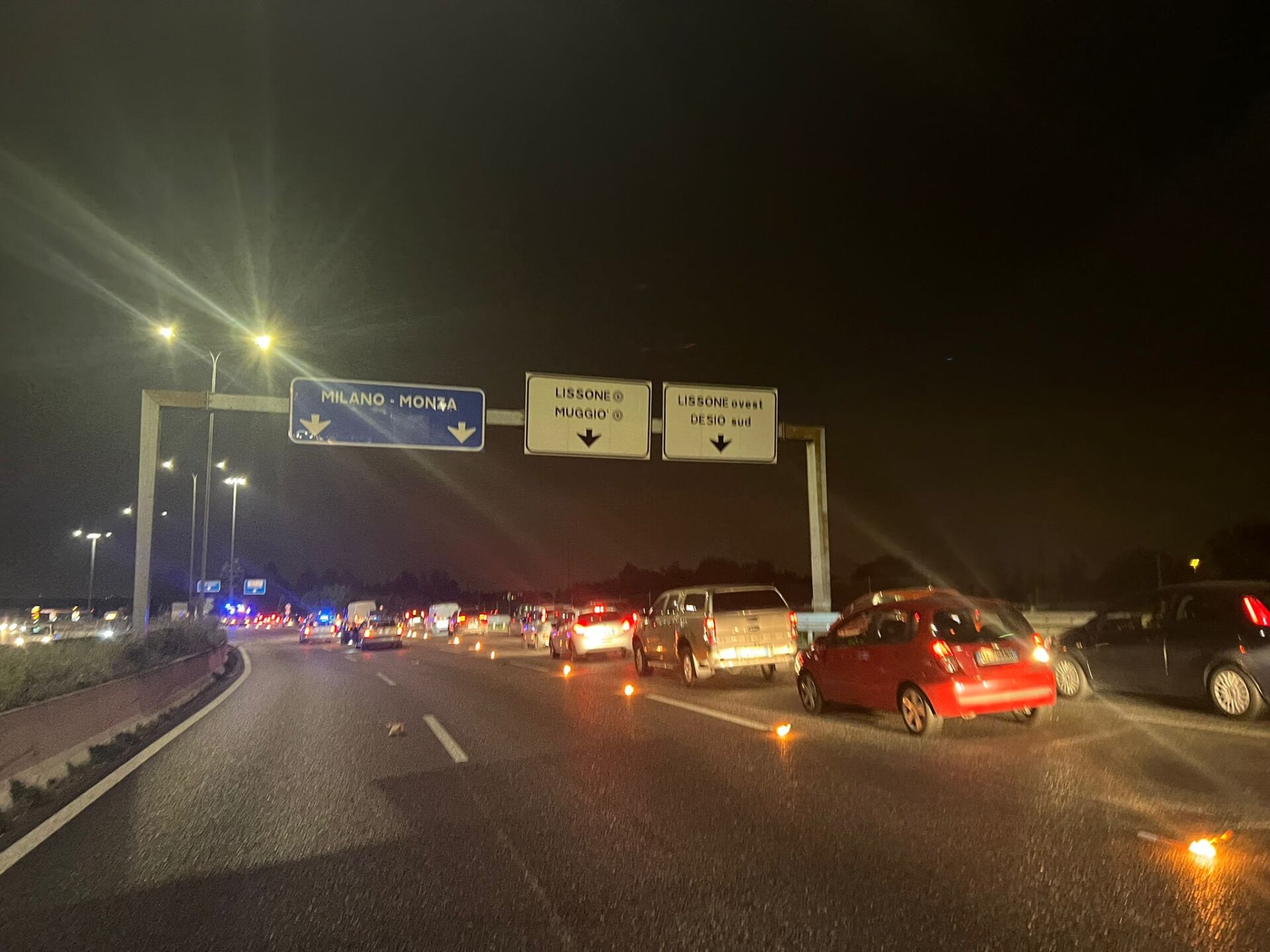 Incidente Valassina Strada statale 36 scontro due auto ambulanza