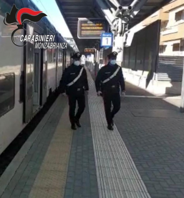 Aggressioni e rapine in treno, fermati due ragazzi