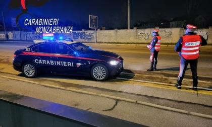 Vede i Carabinieri e si dà alla fuga: 46enne fermato con la droga