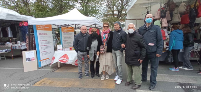 Volontari A.I.D.O. in piazza a Lentate per la Giornata Nazionale della Donazione