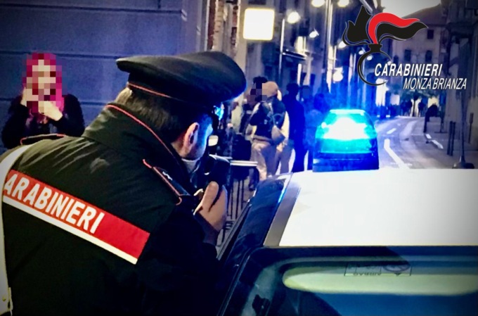 Teneva nascosta la marijuana nel magazzino del locale