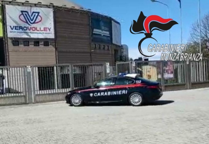 Perseguita pallavolista: 55enne arrestato dai Carabinieri