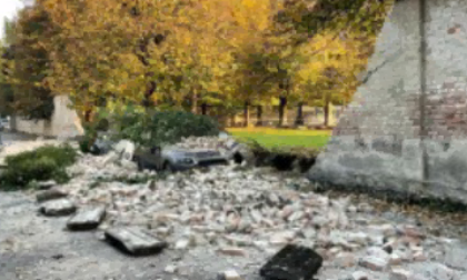 Clamoroso, la scuola di San Biagio deve pagare l’occupazione del suolo per il muro crollato