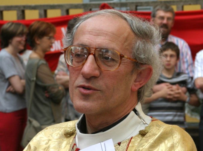 Don Renato in ospedale: salta i riti della Settimana santa