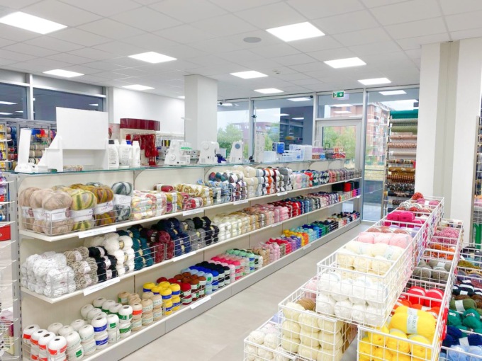 Giesse Scampoli apre in Brianza, il megastore per sartoria e tessile