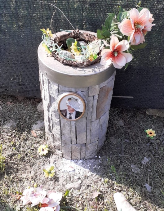 Vandalizzato il monumento in memoria di Roberto Passador