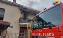Incendio in un'abitazione, pompieri a Nova Milanese