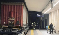 Travolto da un treno merci, muore cinquantenne