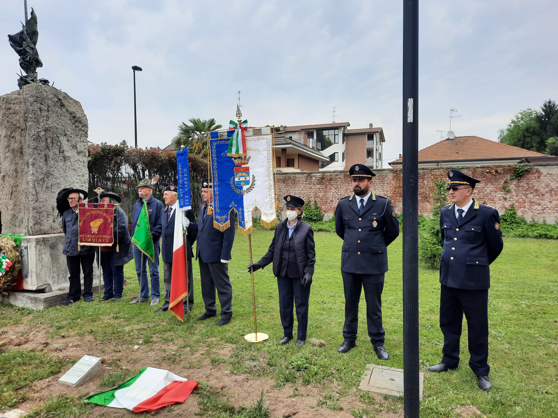 Limbiate pietra inciampo per Luigi Colombo