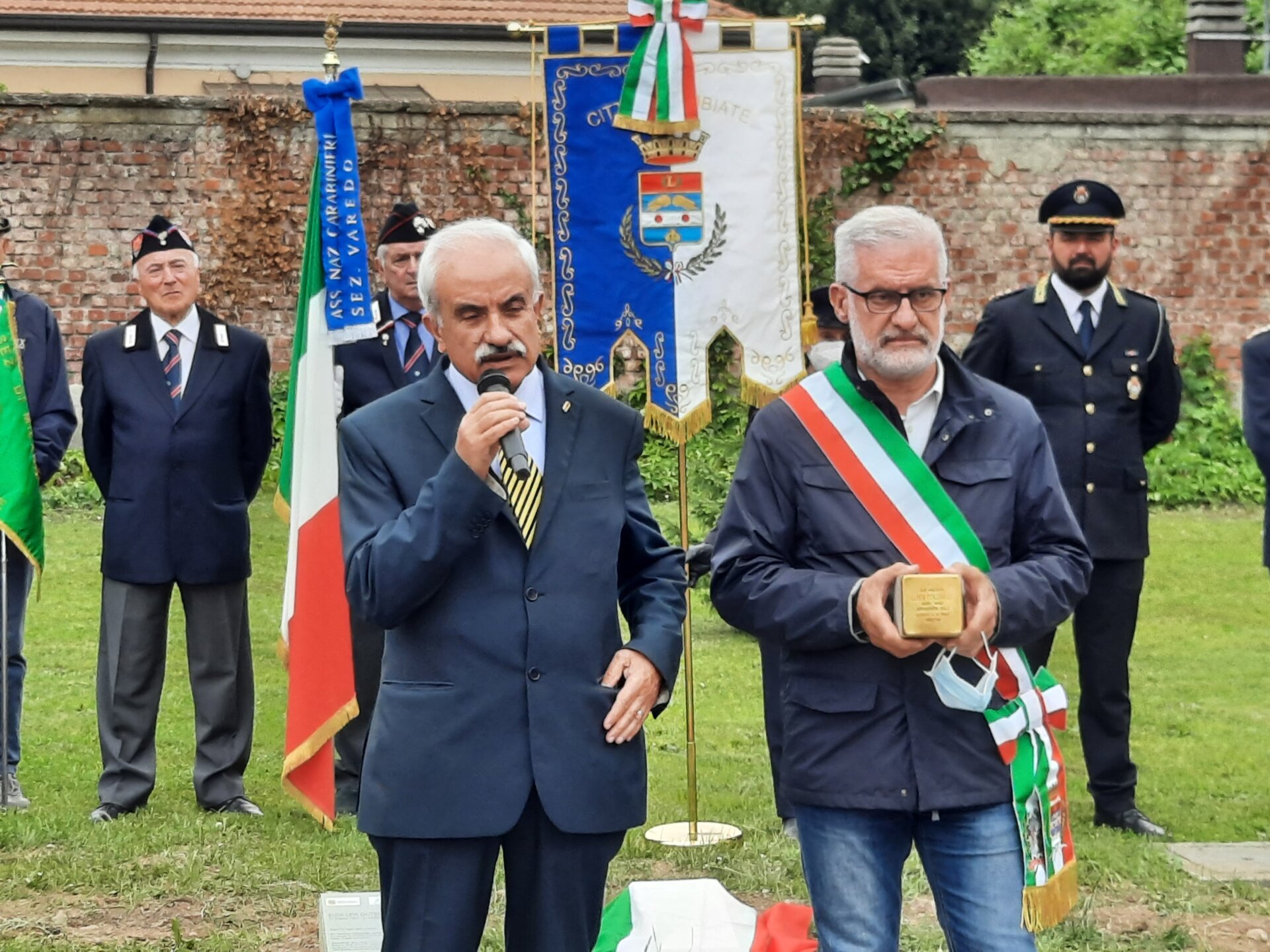 Limbiate pietra inciampo per Luigi Colombo