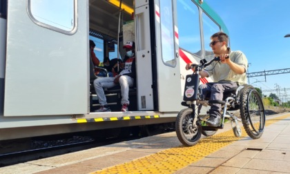 Davyd sogna le paralimpiadi ma con la carrozzina non riesce nemmeno a salire sul treno