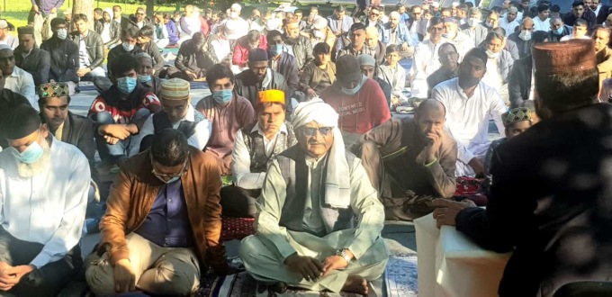 A Desio e Cesano oltre mille fedeli in preghiera per la fine del Ramadan