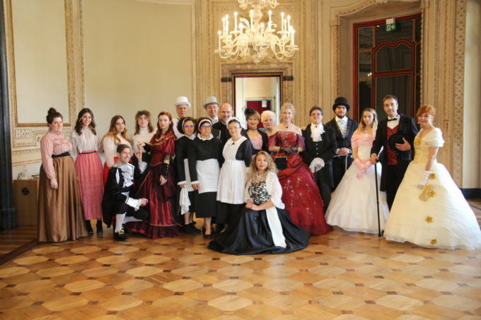 Commedie teatrali per mettere gli anziani al riparo dalle truffe