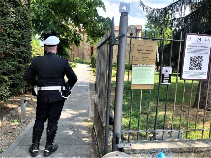 Carate Brianza, facevano sesso in villa Cusani: denunciati due minorenni