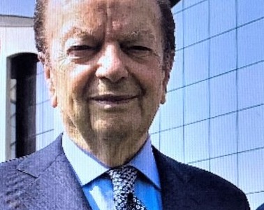 Imprenditore di Carate dona 100mila euro al Comune
