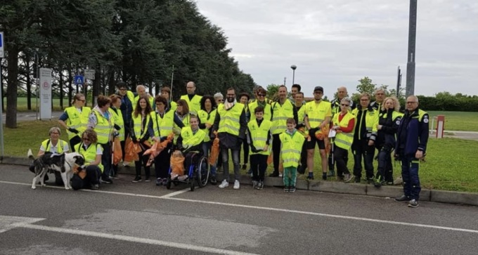 Tutti pazzi per il plogging: 5 tonnellate di rifiuti raccolti in contemporanea in 60 luoghi diversi