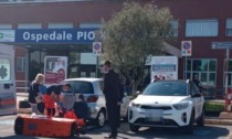 Grave malore di fronte all'ospedale: 80enne soccorso in codice rosso