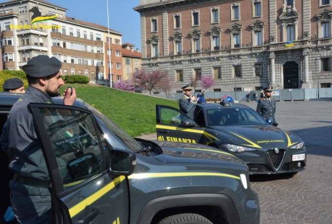 Attraverso il money transfer trasferiti illecitamente fondi all’estero
