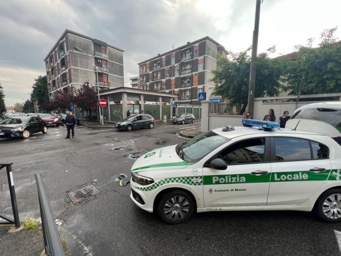 Drammatico scontro tra un’auto e un ciclomotore