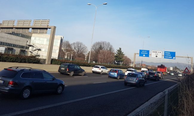 Incidente sulla Statale 36 manda il tilt la viabilità