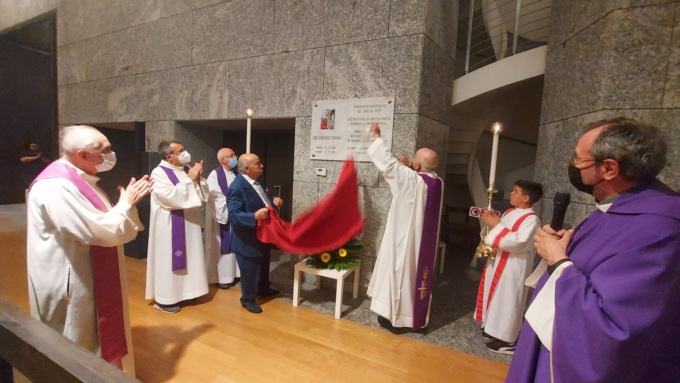 Baruccana ricorda lo storico parroco: una targa in memoria di don Carlo Branca