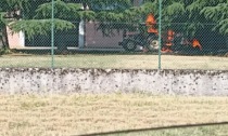 Brucia un trattore in un'azienda agricola