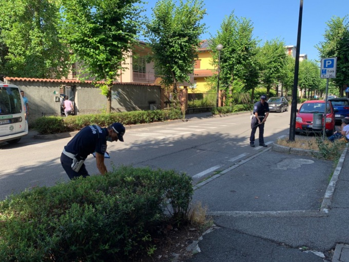Anziana investita a Vimercate finisce in ospedale